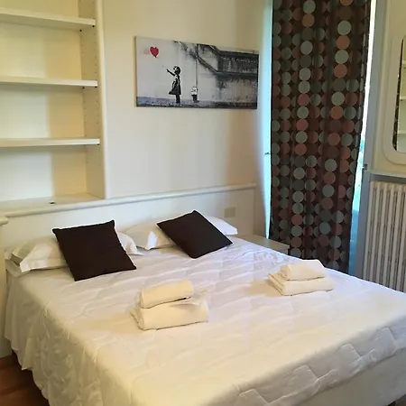 Sunset Apartment Sirmione Exterior foto